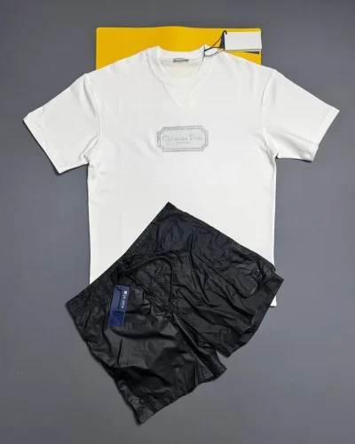 Men's Relaxed-Fit Couture T-Shirt and Shorts Set