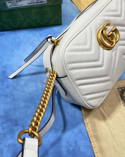 Gucci Women’s GG Marmont Quilted Shoulder Bag chain