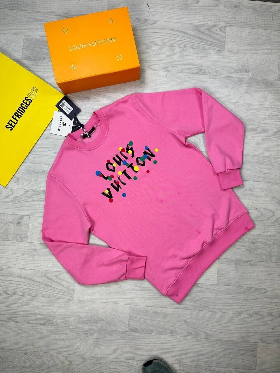 Louis Vuitton LV Logo Long-Sleeve Clone Jumper – pink