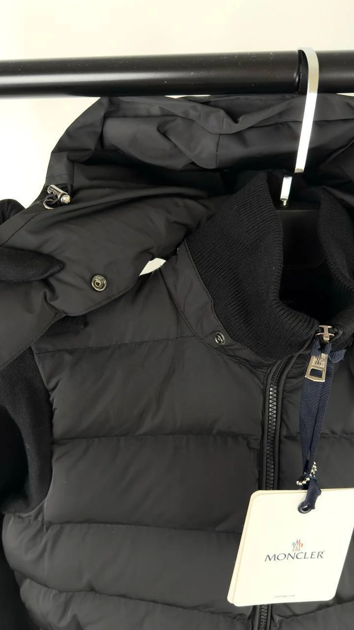 Moncler Barbustel Hooded Short Down Detachable Hood Jacket Mens in Black Color Best Sale UK Reps AAA Quality hood