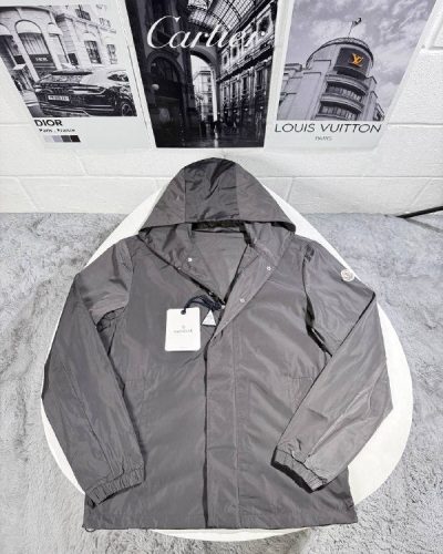 Moncler Grimpeurs Hooded Windbreaker – AAA Quality Grey