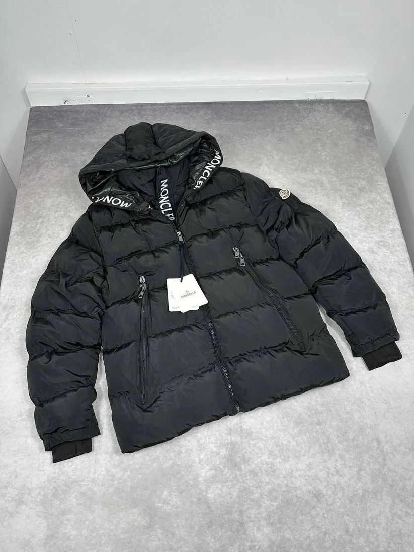 Moncler Montcla Hooded Short Down Jacket Mens in Black – AAA Quality