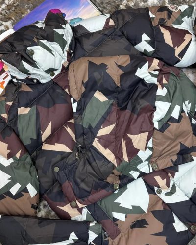 Moncler Mosa AAA Quality Camouflage Hooded Puffer Jacket Mens in Green Hood