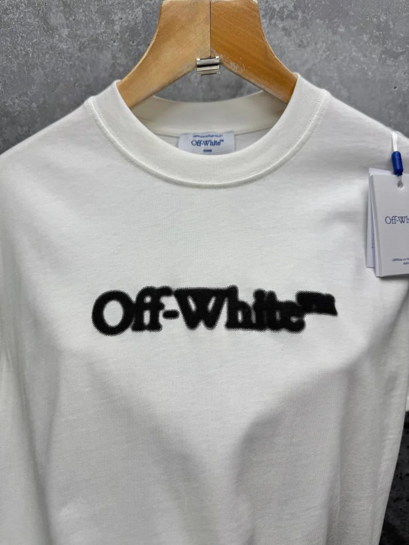 Off-White Spray Clone Quality Arrow T-Shirt logo