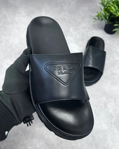 Prada Embossed Logo Casual Replica Sliders – Black1