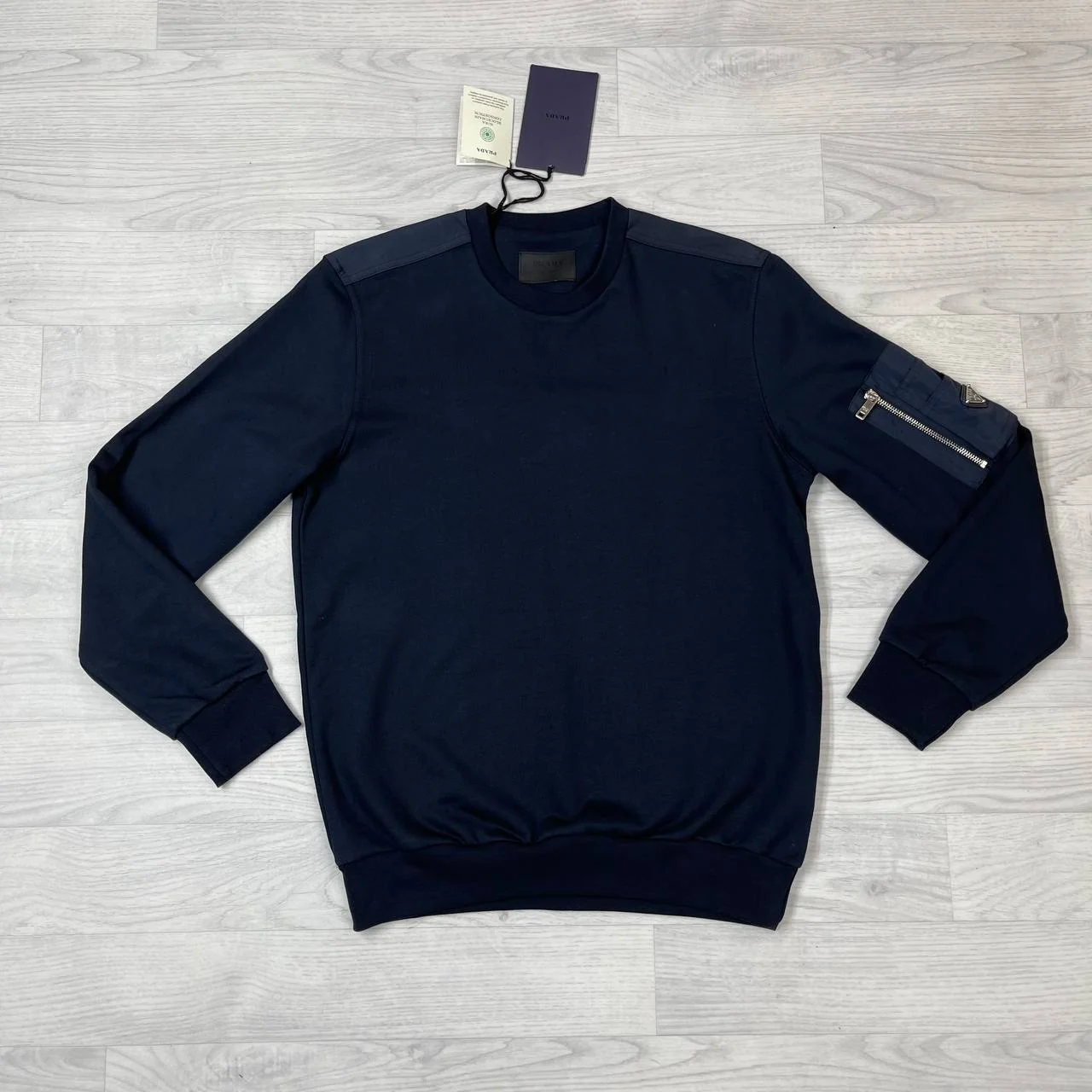Prada Grip Crew-Neck Replica Jumper with Arm Pocket for Men – navy