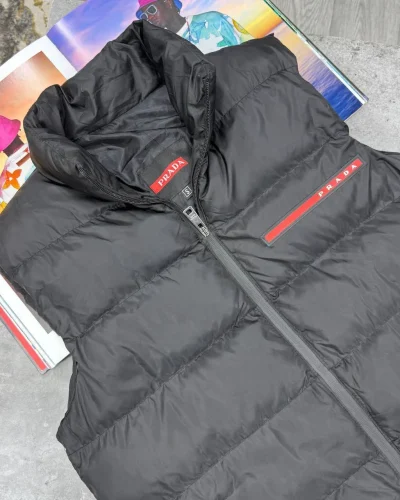 Prada Logo Puffer Fake Designer Bodywarmer for Men – Black4 Prada Logo Puffer Fake Designer Bodywarmer for Men – Black
