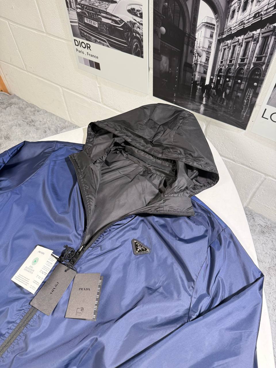 Prada Re-Nylon Reversible Hooded Replica Jacket for Men – Navy Blue:Black